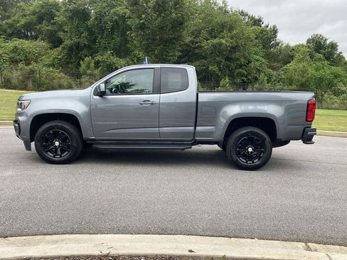 Used 2022 Chevrolet Colorado LT w/ Fleet Safety Package RWD image 9