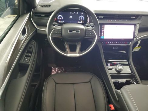 New 2026 Jeep Grand Cherokee Limited AWD/4WD image 14