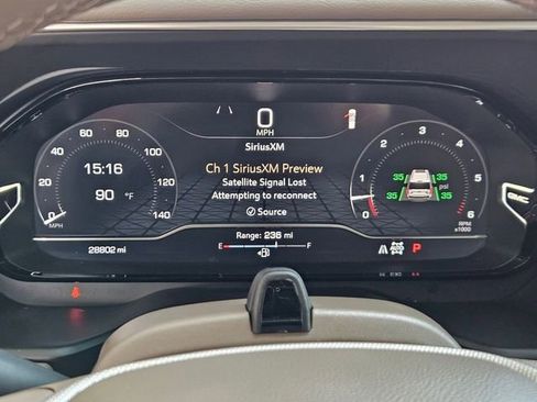 Used 2024 GMC Yukon Denali w/ Advanced Technology Package AWD/4WD image 15