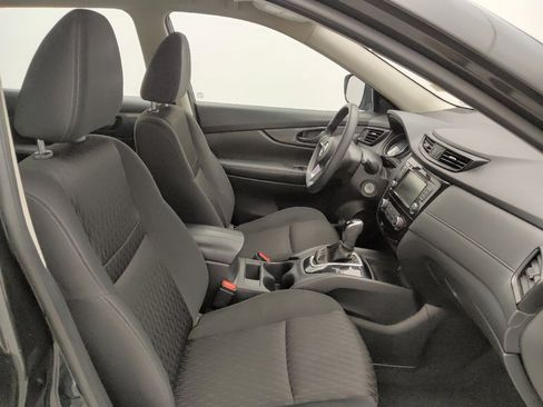 Used 2019 Nissan Rogue S AWD/4WD image 21