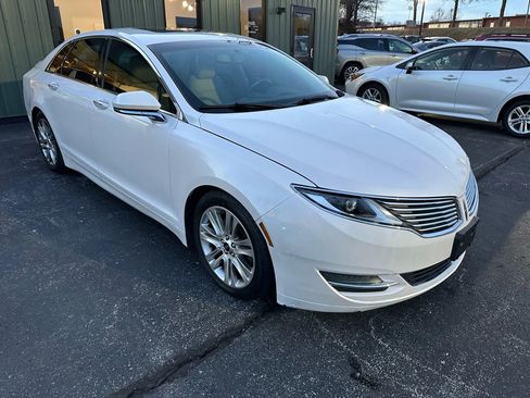 Used 2013 Lincoln MKZ AWD image 2