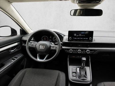 Certified 2025 Honda CR-V EX image 25