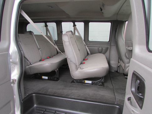 Used 2014 Chevrolet Express 1500 LS image 5