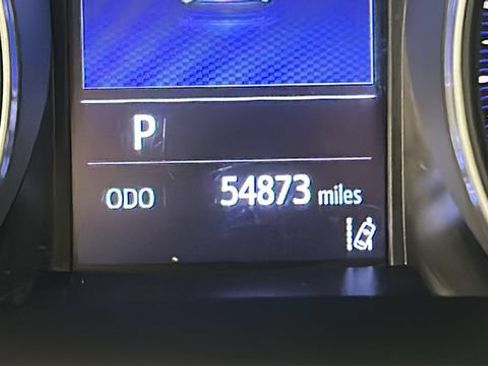 Used 2020 Toyota C-HR LE FWD image 18