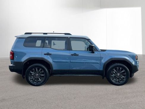 New 2026 Toyota Land Cruiser image 4