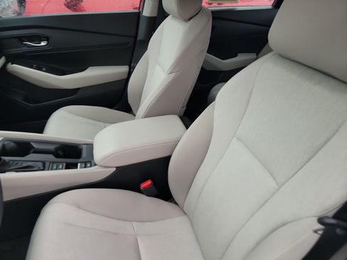 Used 2025 Honda Accord SE image 7