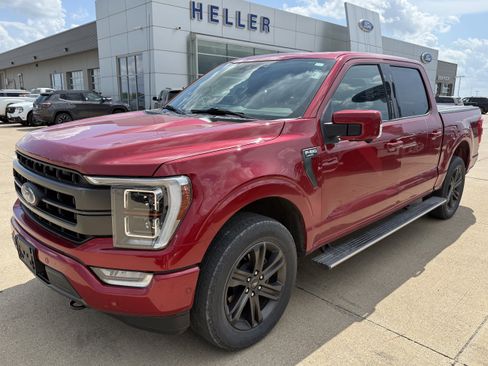 Used 2021 Ford F150 Lariat w/ Equipment Group 502A High AWD/4WD image 3