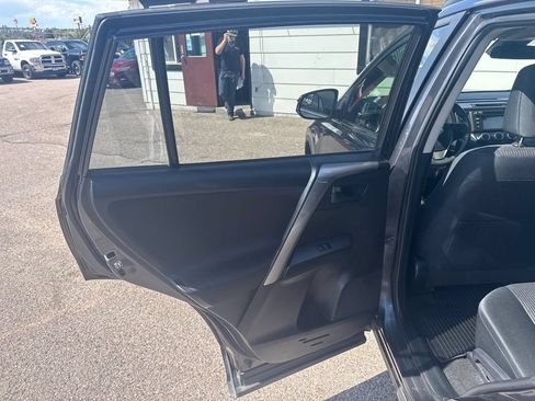 Used 2018 Toyota RAV4 LE w/ All Weather Liner Package AWD/4WD image 12