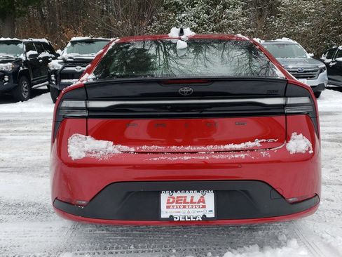 New 2026 Toyota Prius Plug-In Hybrid image 6