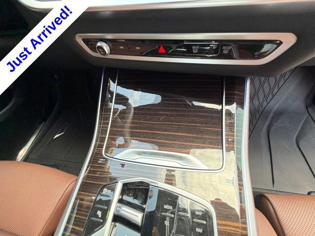 Used 2026 BMW X5 xDrive40i AWD/4WD image 32