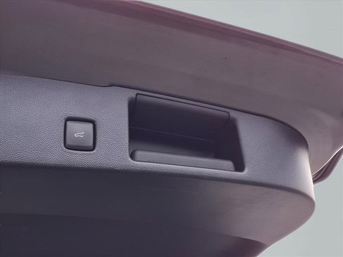 Used 2022 Ford Escape SEL image 25