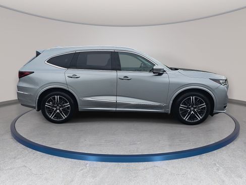 Used 2026 Acura MDX SH-AWD w/ Advance Package image 4