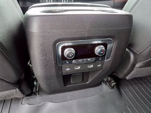 Used 2023 GMC Yukon AT4 w/ AT4 Premium Package AWD/4WD image 23