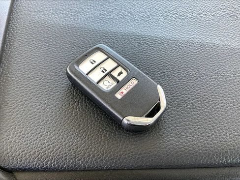 Used 2021 Honda Civic EX image 32