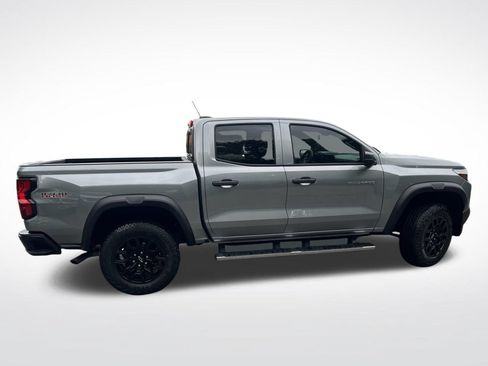 Used 2023 Chevrolet Colorado Trail Boss AWD/4WD image 7