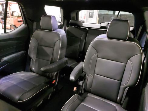 Used 2023 Chevrolet Traverse Premier w/ Redline Edition image 16