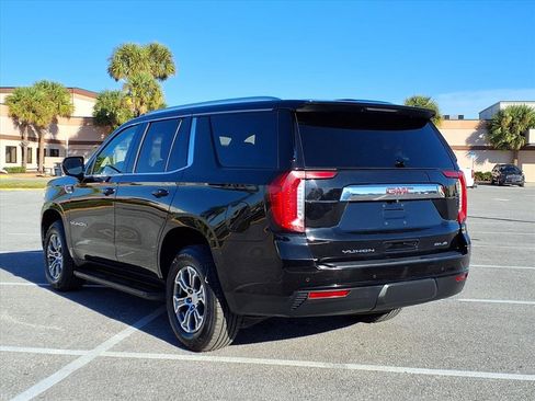 Used 2024 GMC Yukon SLE image 5