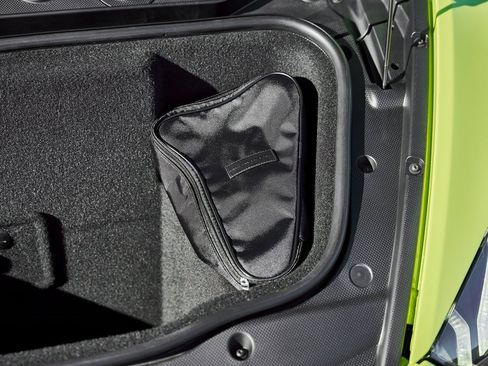 Used 2024 Lamborghini Huracan Sterrato image 22