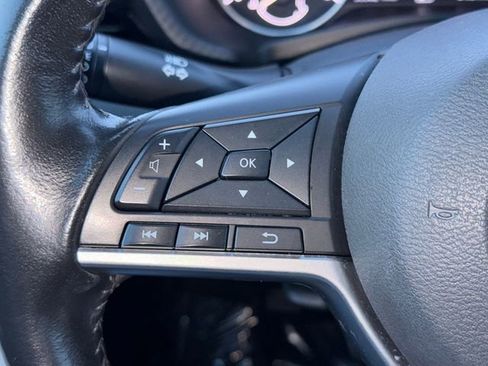 Used 2022 Nissan Sentra SV FWD image 27