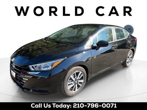 Used 2025 Nissan Versa SV w/ Trunk Package image 1