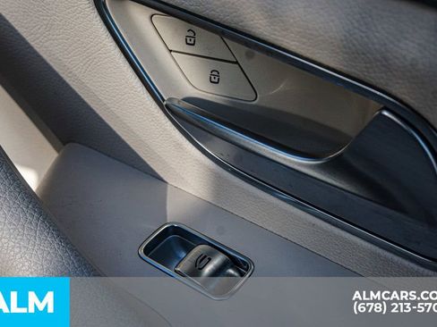 Used 2025 Mercedes-Benz GLE 350 4MATIC image 57