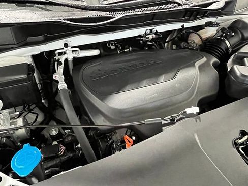 New 2026 Honda Odyssey Touring image 12