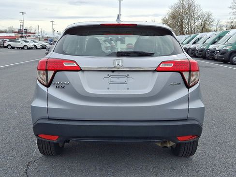 Used 2019 Honda HR-V LX image 6