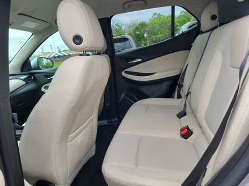 Used 2023 Buick Encore GX Preferred w/ Cold Weather Comfort Package FWD image 10