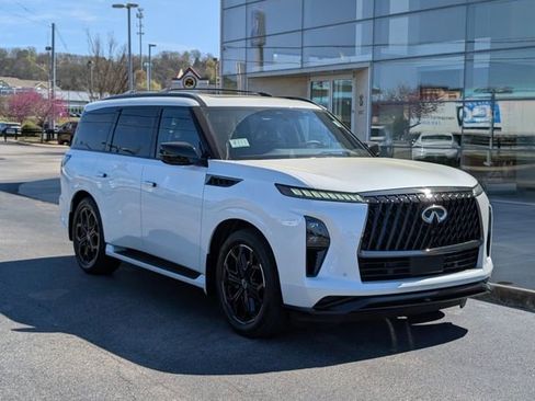 New 2026 INFINITI QX80 4WD w/ Sport Exterior Package image 9