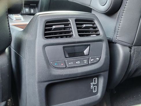 Certified 2022 Honda Pilot Special Edition image 20