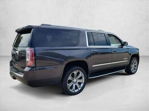 Used 2018 GMC Yukon XL Denali w/ Open Road Package RWD image 5