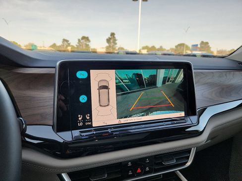 New 2026 Volkswagen Atlas SE FWD image 18