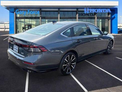 Certified 2023 Honda Accord Touring image 3