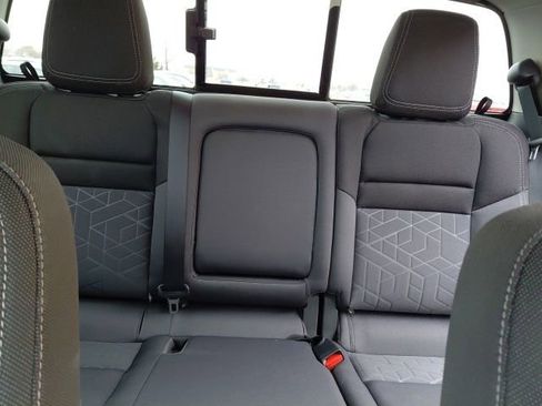 Used 2025 Nissan Frontier SV w/ SV Convenience Package image 26