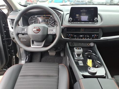 New 2026 Nissan Rogue SV w/ Rock Creek Premium Package AWD/4WD image 30