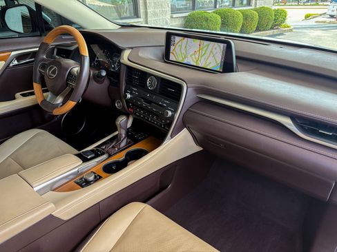Used 2018 Lexus RX 350 AWD w/ Premium Package image 22