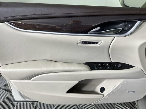 Used 2016 Cadillac XTS Luxury AWD/4WD image 25