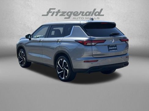 Used 2024 Mitsubishi Outlander SE AWD/4WD image 5