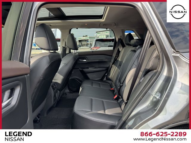 Certified 2023 Nissan Rogue SV w/ SV Premium B Package AWD/4WD image 12