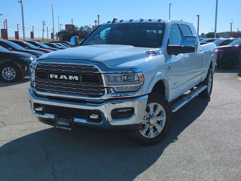 Used 2024 RAM 2500 Limited image 1
