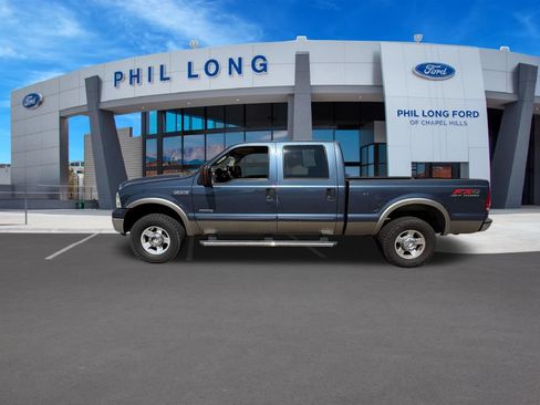 Used 2006 Ford F250 Lariat AWD/4WD image 2