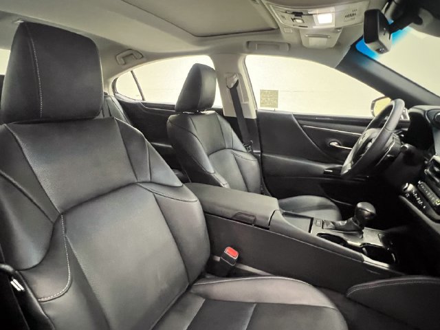 Certified 2024 Lexus ES 350 FWD image 10