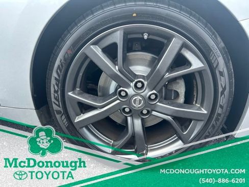 Used 2023 Nissan Maxima SV w/ Floor Mat Group FWD image 24