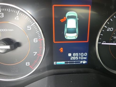 Used 2023 Subaru Crosstrek 2.5i Limited AWD/4WD image 8