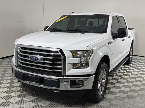 Used 2017 Ford F150 XLT w/ Equipment Group 302A Luxury AWD/4WD image 9