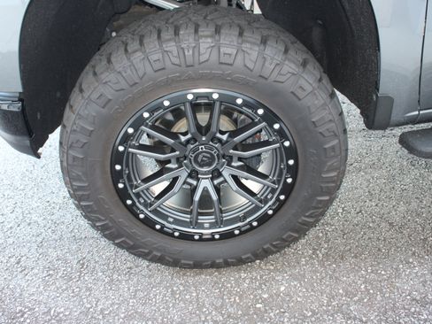 Used 2021 Chevrolet Silverado 1500 LT Trail Boss w/ Bed Protection Package AWD/4WD image 10