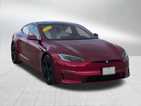 Used 2023 Tesla Model S Standard Range image 8
