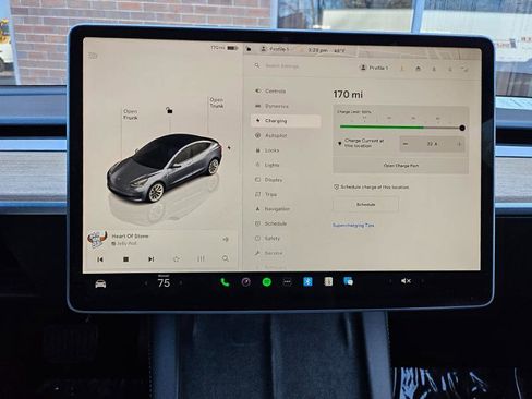 Used 2022 Tesla Model 3 image 44