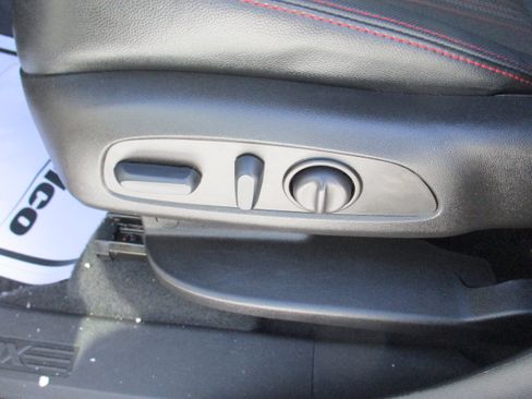 Certified 2023 Chevrolet Equinox RS image 16