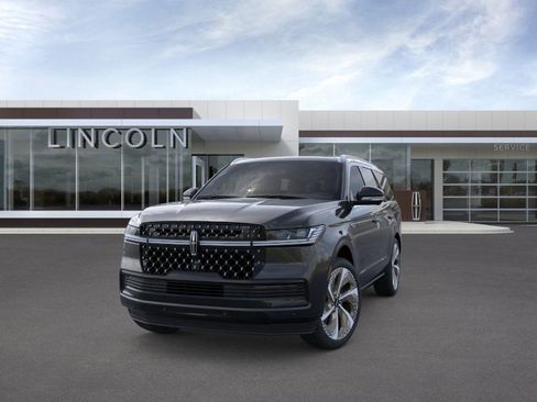 New 2026 Lincoln Navigator Black Label AWD/4WD image 2